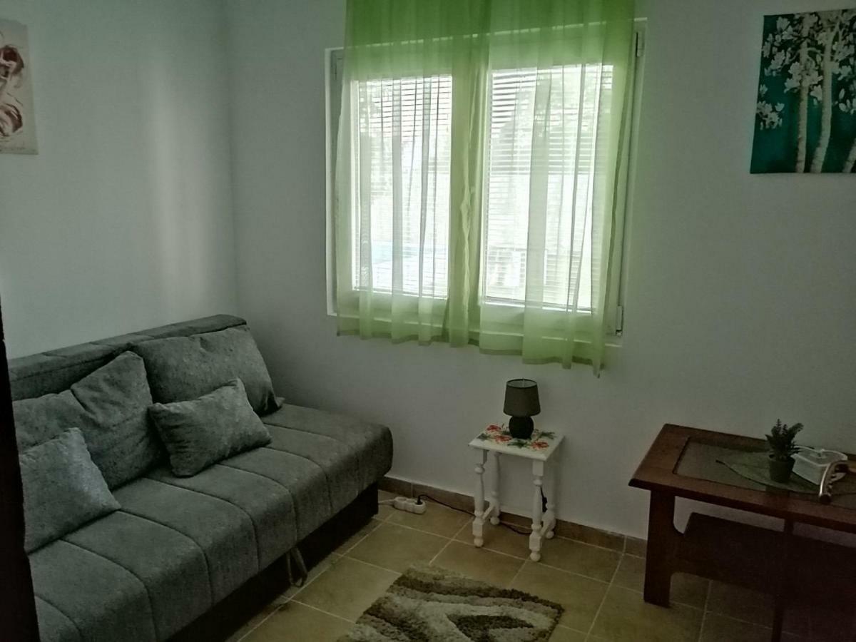 Apartman Nikocevic Dobra Voda Exterior foto