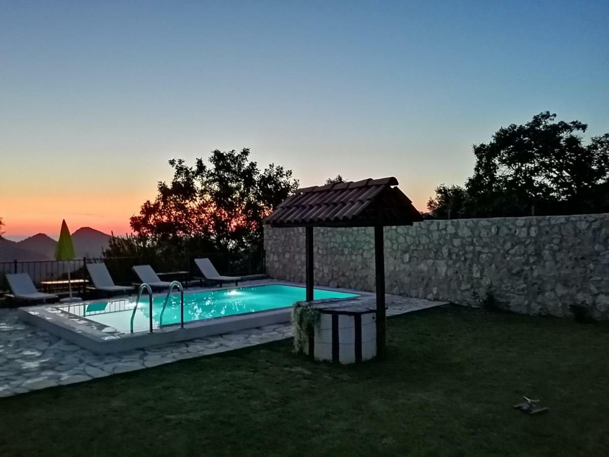 Apartman Nikocevic Dobra Voda Exterior foto